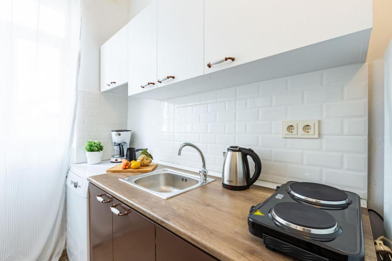 Апартаменты Colorful Flat With Excellent Location Near Trendy Attractions In Kadikoy Стамбул Экстерьер фото